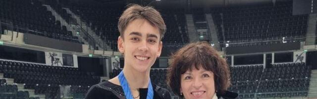 Arlet Levandi ja Elina Goidina võitsid Eesti noorte meistrivõistlused iluuisutamises