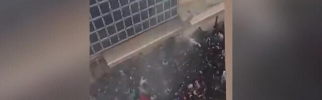 Президент Ирана приказал силовым структурам не применять силу против мирных протестующих