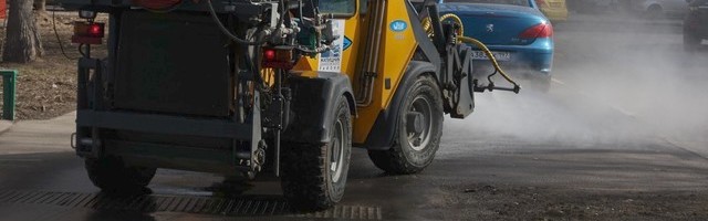 О мойке улиц, автобусах в сады и питьевой воде в садах