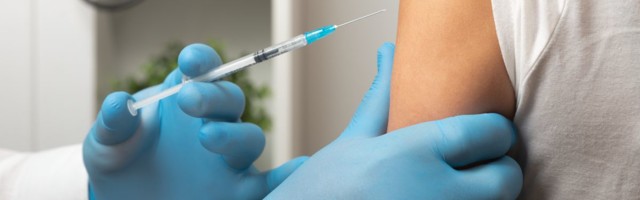 Бронирование времени на вакцинацию от гриппа в аптеках завершено досрочно
