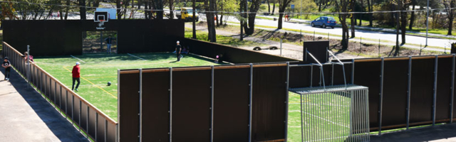 В Нарва-Йыэсуу построена новая спортивная площадка