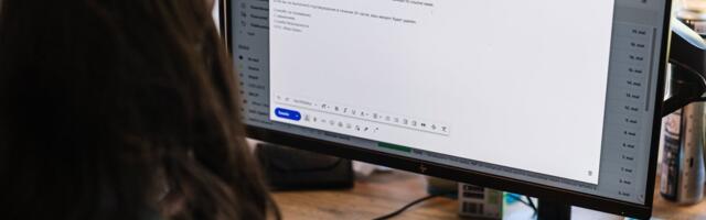 Женщина поверила, что выиграла приз от Maxima, и лишилась денег