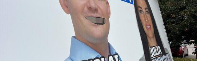 Повреждены несколько предвыборных плакатов избирательного союза "Голос Маарду"