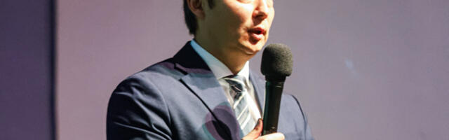 Председателем Центристской партии переизбран Михаил Кылварт