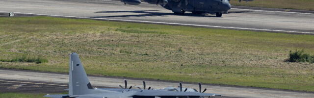 При спасении сбитого над Ираном американского летчика были потеряны два транспортных самолета