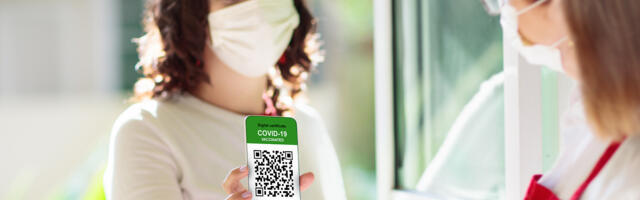 Правительство сократило срок действия сертификатов вакцинации