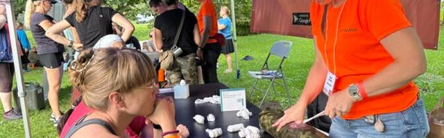 Сотни женщин приняли участие в лагере Найскодукайтсе