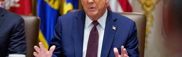 СМИ: Трамп рассматривает возможность выйти из переговоров по Украине