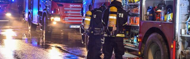 Стало известно, из-за чего произошел пожар в промышленном здании на прошлой неделе