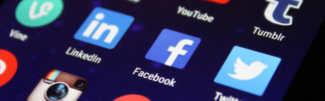 Наркоторговля переместилась в смартфоны: Департамент полиции предупреждает о рисках для подростков