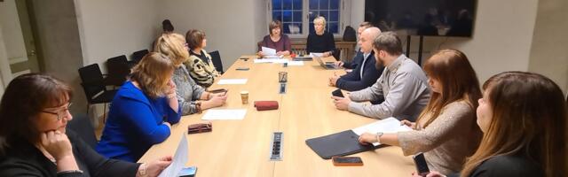 К диалогу и компромиссу в переходе на эстонский язык обучения призывает горуправа Нарвы