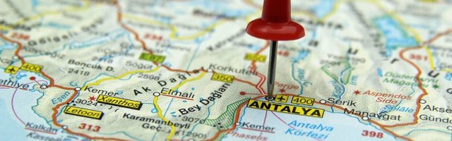 Туристы не смогут приехать на популярный турецкий курорт раньше августа