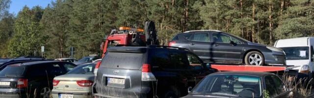 Власти Эстонии эвакуировали десятки автомобилей с эстонско-российской границы