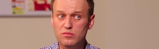 Навальный решил подать в суд на колонию из-за отказа предоставить ему Коран