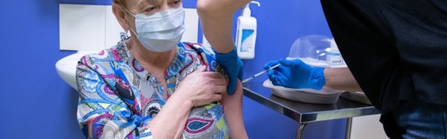 Как работают вакцины от COVID-19, почему в них добавляют алюминий и есть ли в их составе алкоголь