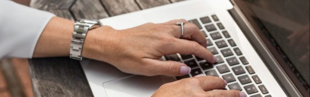 5 советов, как уберечь пожилых родственников от интернет-мошенников