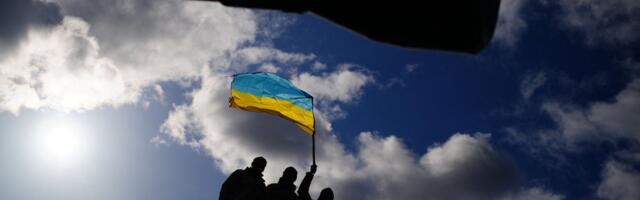 Военную помощь Киеву поддерживают почти две трети граждан ЕС