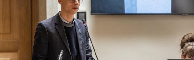 Депутат Нарвского горсобрания Денис Ларченко покинул партию Eesti 200