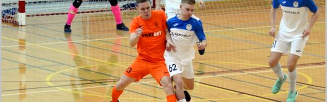 Футзал: йыхвиский «Феникс» обыграл дома «Динамо» и поднялся на пятое место