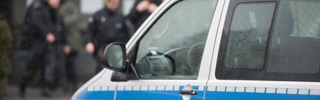 Германия: водитель катафалка из Латвии разыскивался по ордеру на арест — в машине находилось тело усопшего в гробу