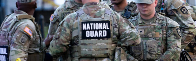 При стрельбе у Белого дома тяжело ранены двое сотрудников Нацгвардии США