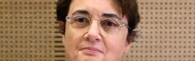 Директор Лувра подала в отставку