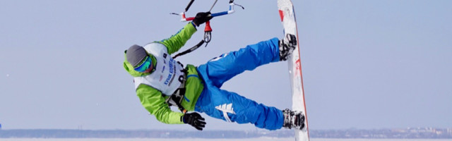 В снежную зиму можно не только кататься на лыжах, но и заняться сноукайтингом