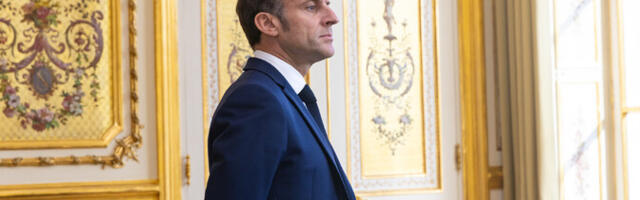 Путин поговорил по телефону с Макроном впервые за почти три года