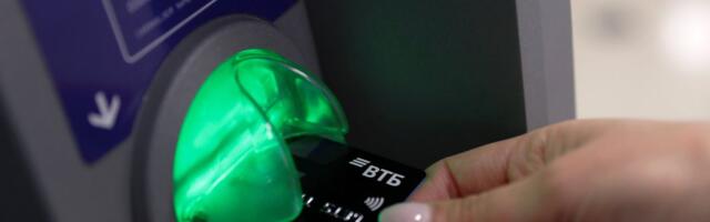 Россияне на несколько часов остались без денег из-за сбоя у крупных банков