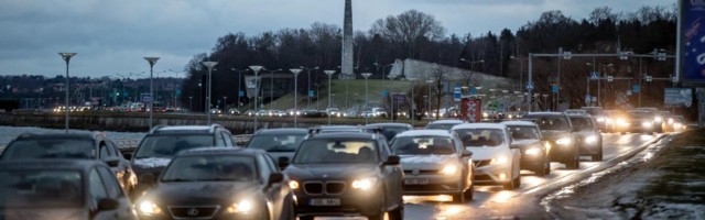 Депутаты от EKRE сообщили Кылварту о пробках, вызванных приезжающими в Таллинн из соседних самоуправлений