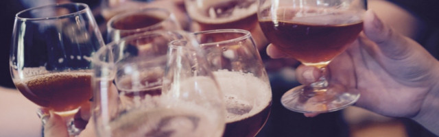 Правительство продлило запрет на ночную торговлю алкоголем до конца марта