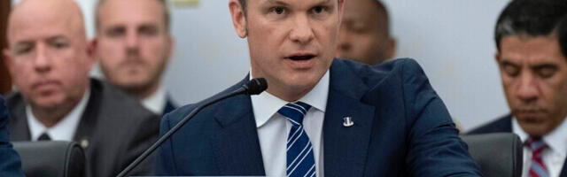 Глава Пентагона: США планируют уменьшить военную помощь Украине