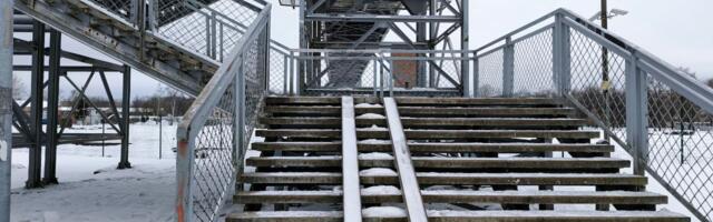 Eesti Raudtee привела в порядок пешеходный мост у Нарвского вокзала