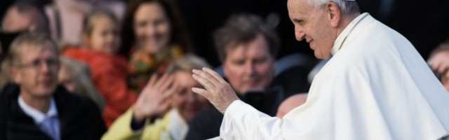 Папа римский Франциск поддержал однополые гражданские союзы