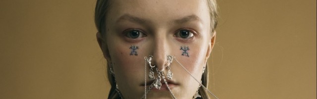 Таллиннская неделя моды пройдет частично онлайн, а «Золотую иглу» впервые вручат дизайнеру аксессуаров