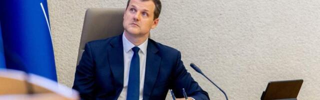 Палуцкас говорит, что не намерен отказываться от мандата парламентария