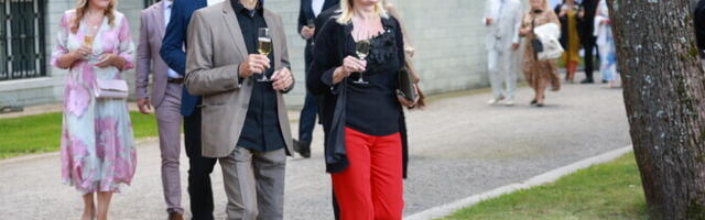 ФОТО: президентский прием в Розовом саду в День восстановления независимости ЭР