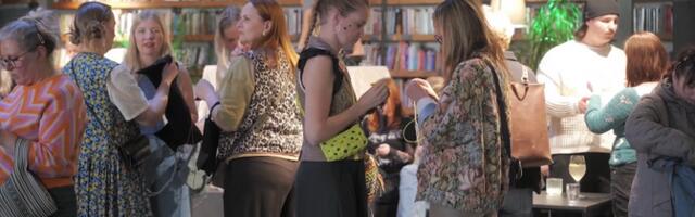 На вечеринке в таллиннском квартале Пыхьяла объединили танцы и вязание