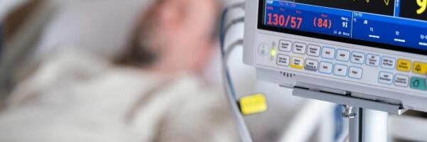 О чем пишет пресса: проблема сердечно-сосудистых заболеваний, неопределенность с ростом тарифов