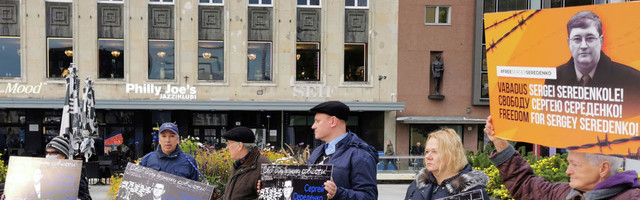 Очередной пикет в поддержку правозащитника Сергея Середенко прошёл в Таллине