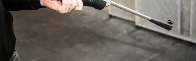 Пьяный пожилой велосипедист устроил стрельбу по людям из пневматики