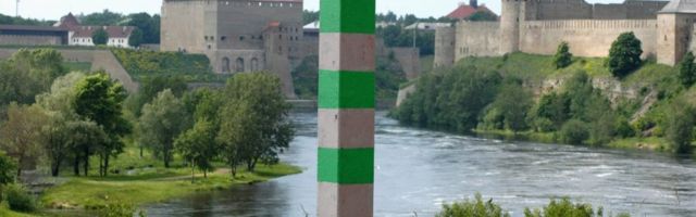 Арестован гражданин Швеции, переплывший Нарову