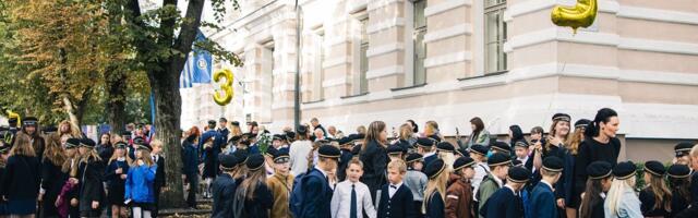 Новый учебный год в Таллинне: из названий двух школ исчезло слово „русская“, зарплаты учителей выросли