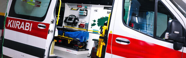 В Пярнумаа автомобиль с нетрезвым водителем вылетел с дороги и перевернулся через крышу