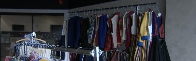 Народные костюмы после Праздника песни и танца массово несут в химчистку