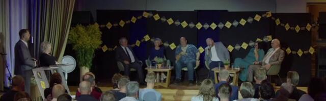 ВИДЕО | „У меня жена на четыре недели уехала“. Ваарманн и Стальнухин неуместно пошутили насчет председательницы Молодежного парламента Нарвы