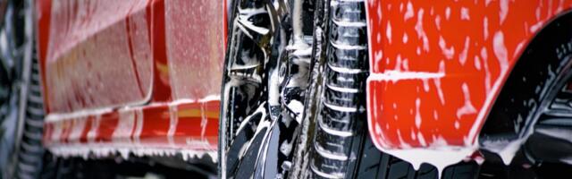 Эксперт объясняет: стоит ли мыть машину в мороз?