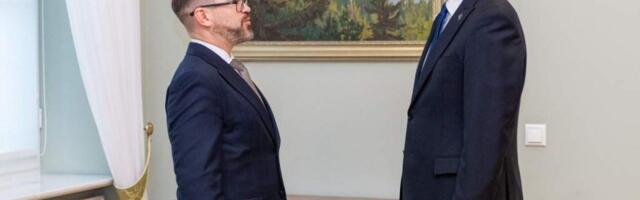 Президент второй раз встретится с кандидатом в министры обороны Каунасом