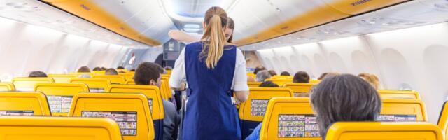 В самолете заметили необычную деталь: почему там нет 17-го ряда?