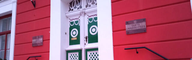 Доверие к местным самоуправлениям остается высоким